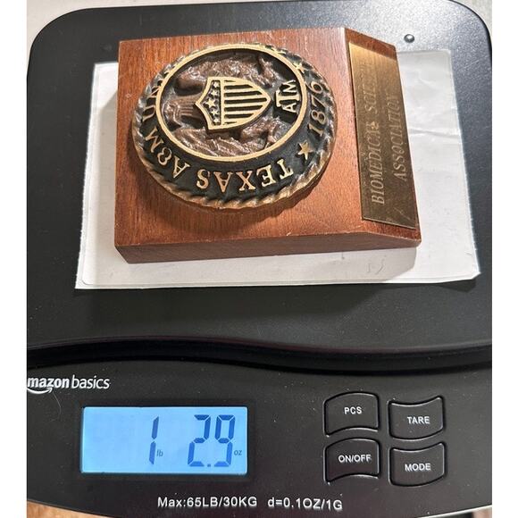 Vintage Texas A&M University Biomedical Science Association Wood Paperweight - Picture 6 of 6